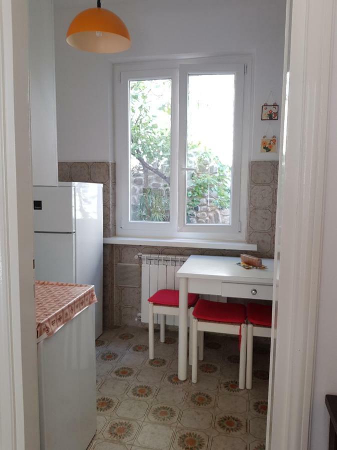 Terrace & Parking - Holiday Home Near Fegina Beach Monterosso al Mare Exterior photo